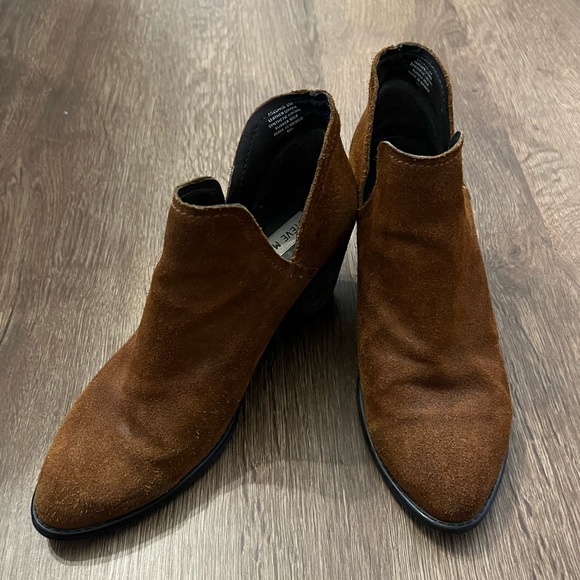 Steve Madden Adelphie Booties - Picture 3 of 4